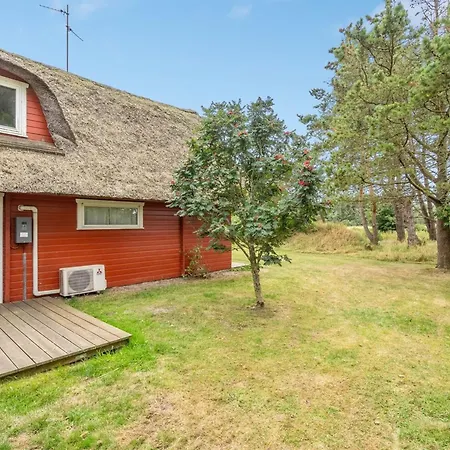 度假居 Tine - 2-3km From The Sea By Interhome